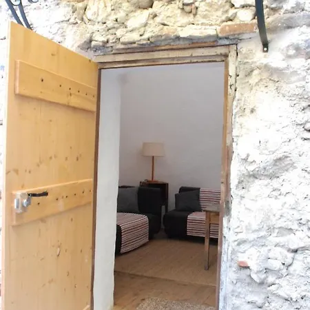 Appartement De Charme Au Coeur D Une Cite Medievale Villefranche-de-Conflent Exterior photo